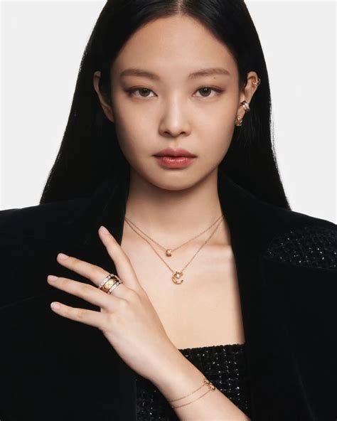 jennie chanel brooch|chanel coco crush jennie.